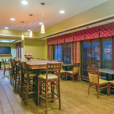 Hampton Inn Marion-2